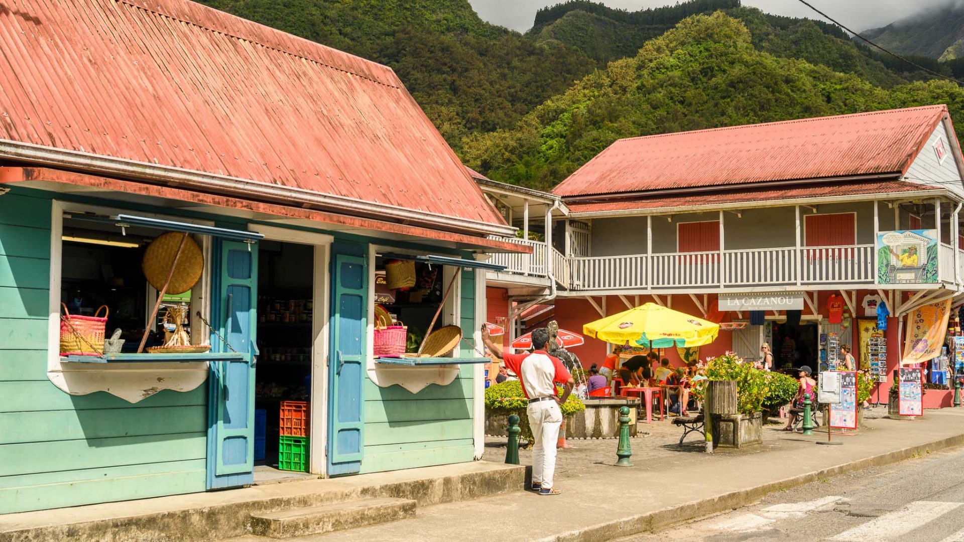 02 02 article culture reunionnaise hellbourg photonuméro2