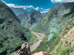 Le cirque de mafate, refuge sacré et terre de liberté.