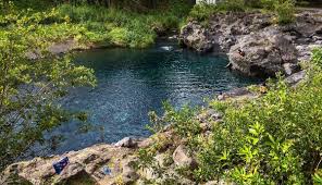 Baignade, nature et détente au Bassin Bleu de Saint-Benoît, un joyau naturel accessible à tous sur l’île de la réunion reunionconnect.fr