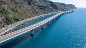 La Nouvelle route du Littoral représente l’un des investissements publics les plus importants de l’histoire de La Réunion.